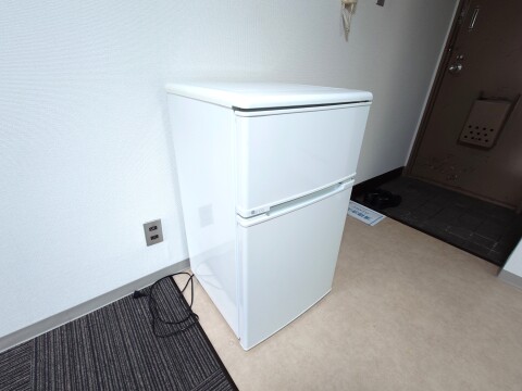 冷蔵庫が付属しています
