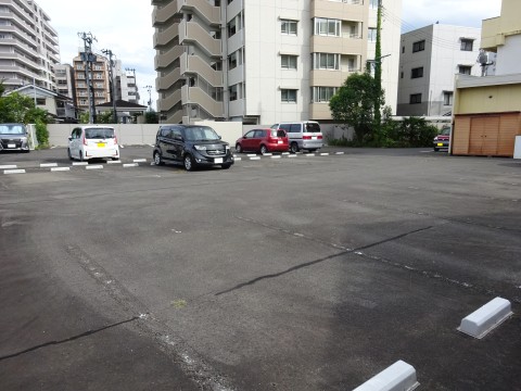 貸駐車場